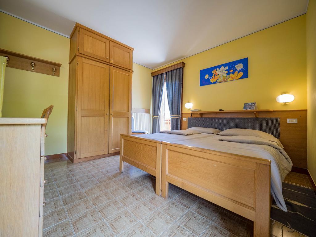 ליביניו Hotel Baita Della Luna מראה חיצוני תמונה