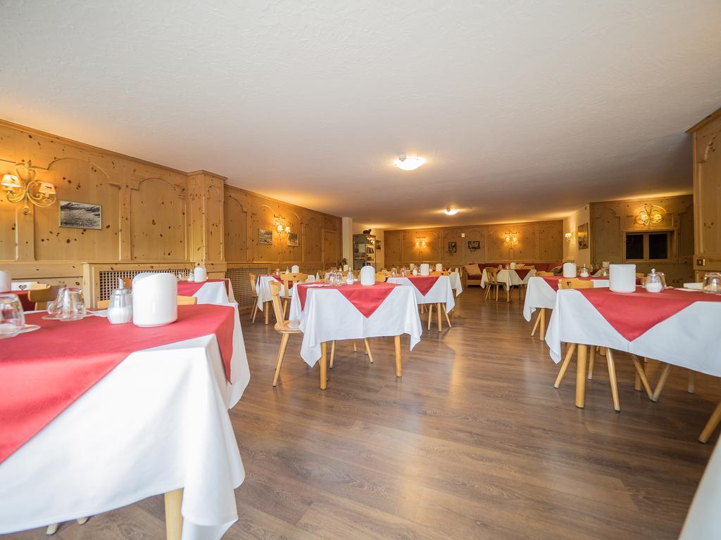 ליביניו Hotel Baita Della Luna מראה חיצוני תמונה